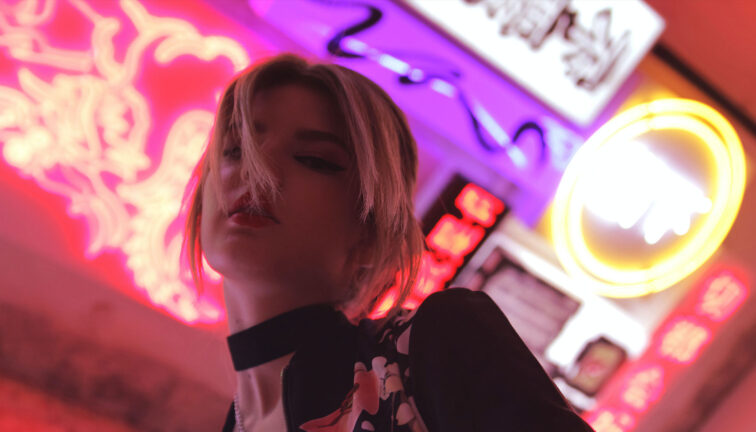 kenthademo-artist-02-756x432.jpg